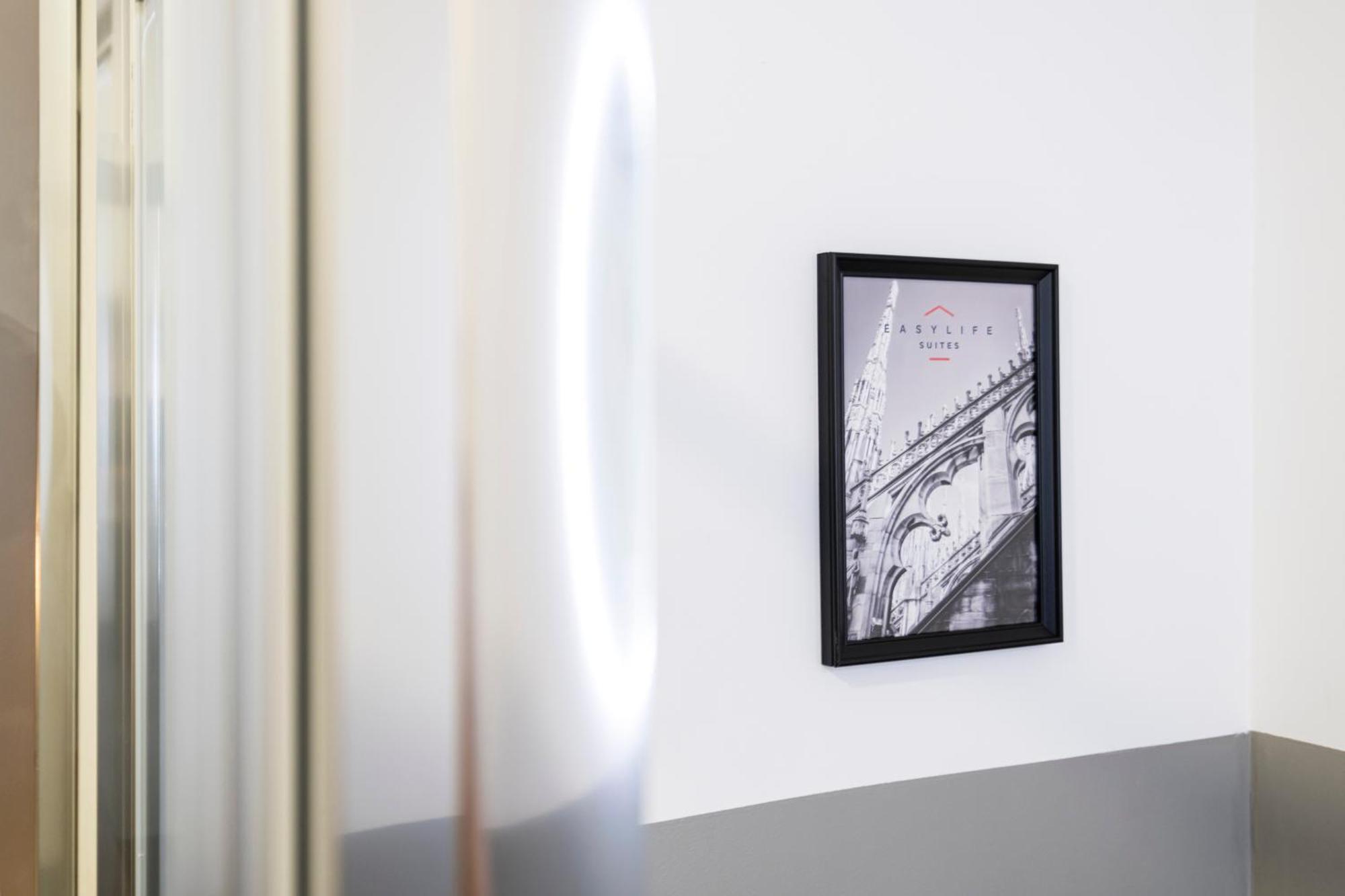 Easylife - Suite In Centrale Milán Exteriér fotografie